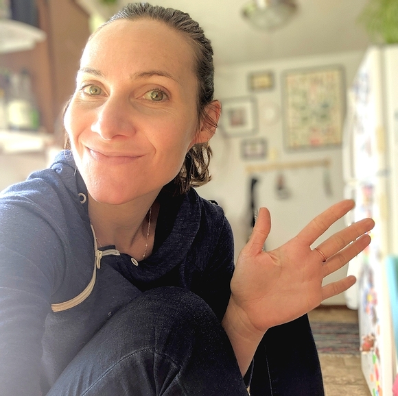 Meet your Posher! I'm Brooke :-) - Picture 1 of 1